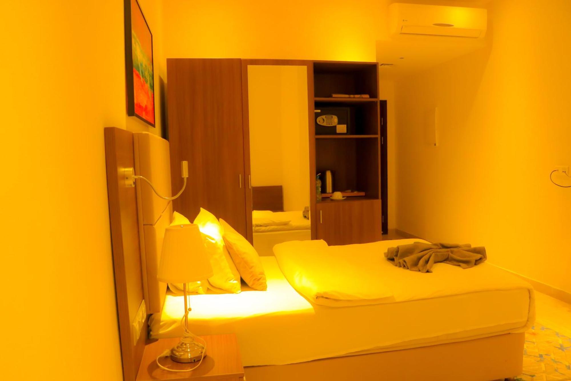 แคปิตัล โฮเต็ล Hotel Djibouti City ภายนอก รูปภาพ