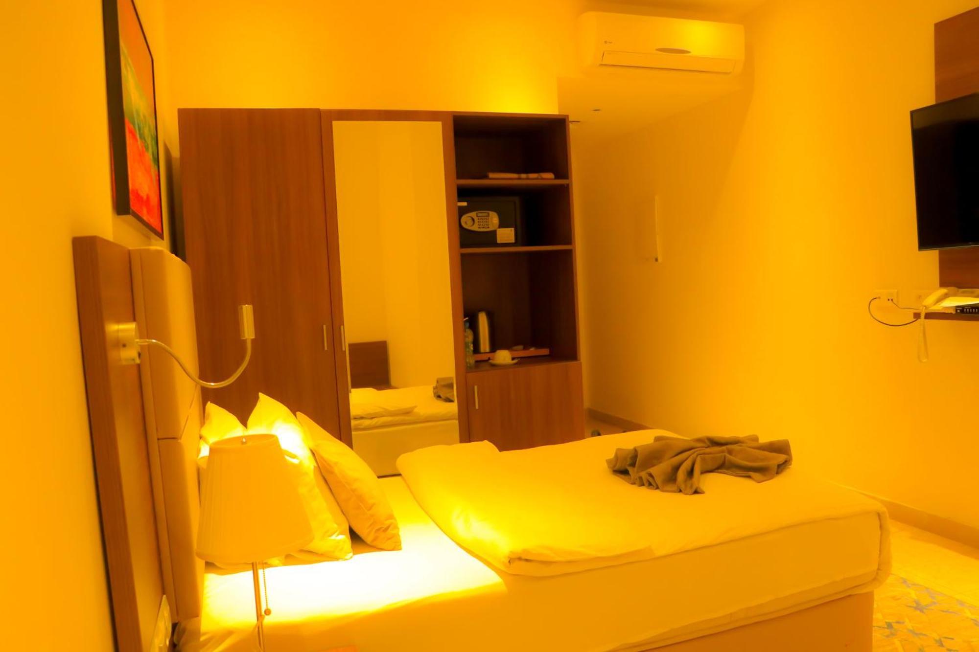 แคปิตัล โฮเต็ล Hotel Djibouti City ภายนอก รูปภาพ