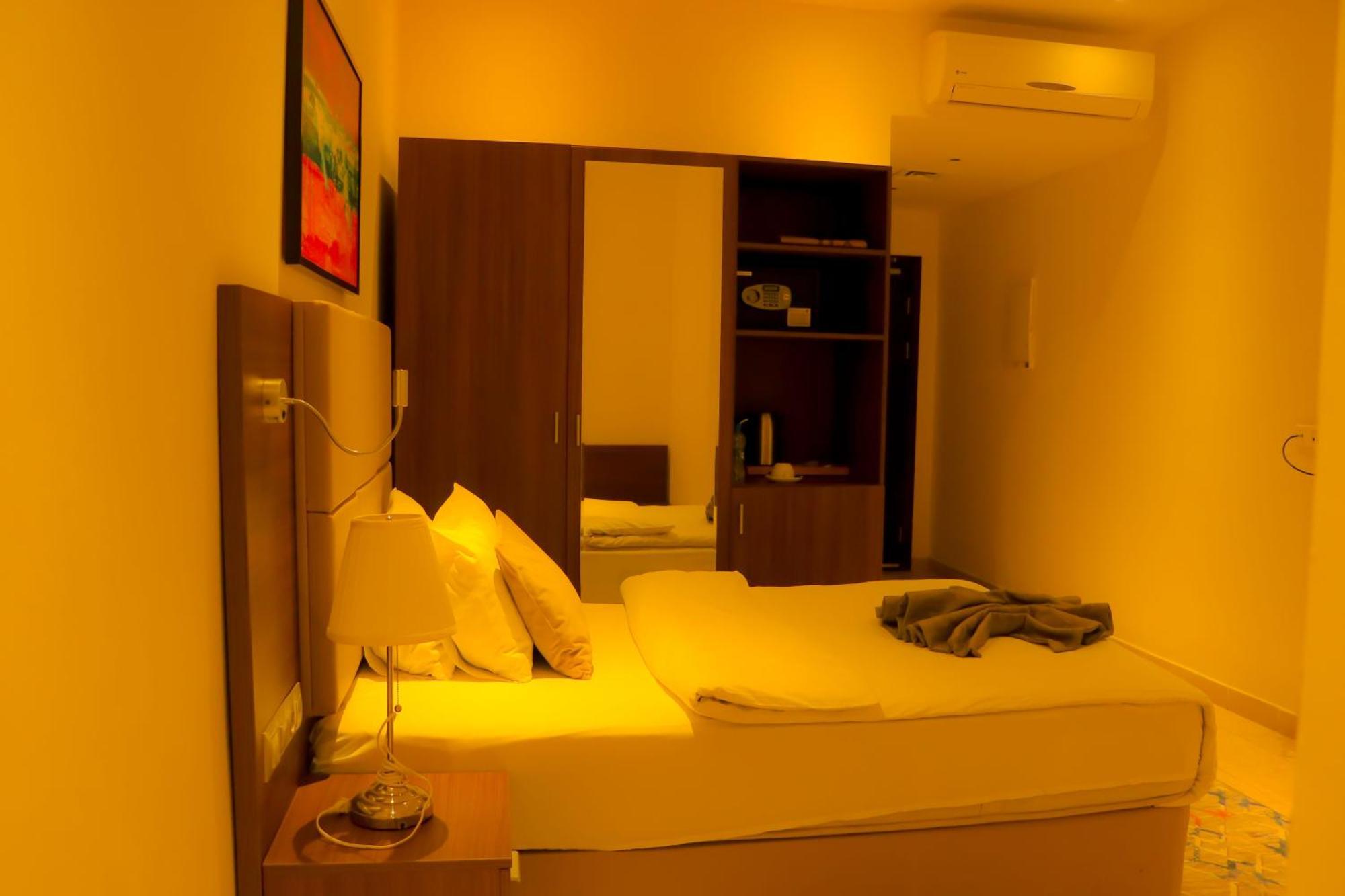 แคปิตัล โฮเต็ล Hotel Djibouti City ภายนอก รูปภาพ